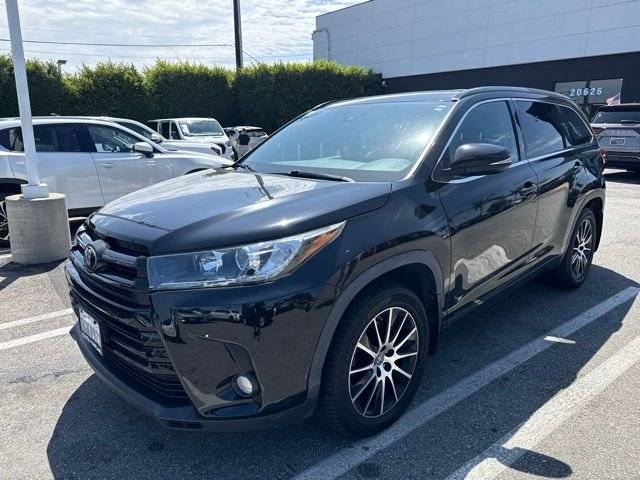 2018 Toyota Highlander SE AWD photo