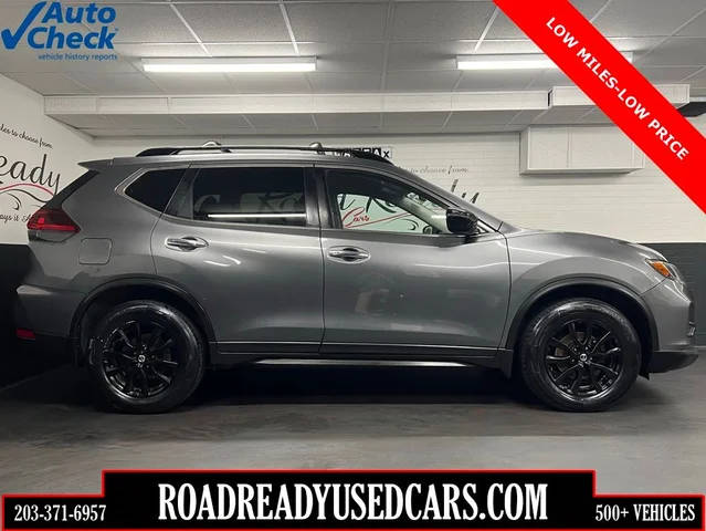 2018 Nissan Rogue SV AWD photo