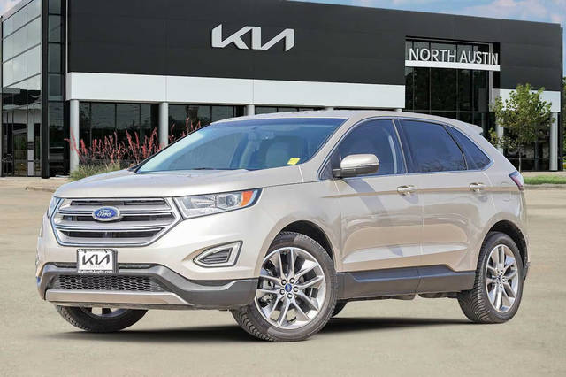 2018 Ford Edge Titanium FWD photo