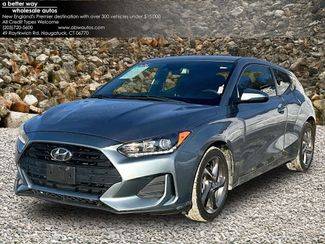 2019 Hyundai Veloster 2.0 FWD photo
