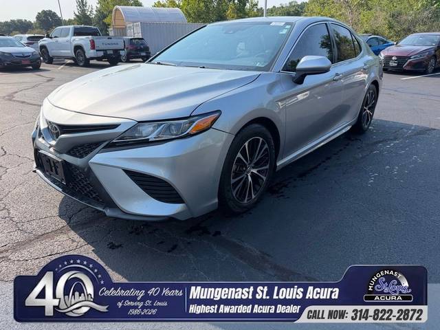 2018 Toyota Camry SE FWD photo