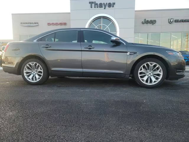 2018 Ford Taurus Limited FWD photo