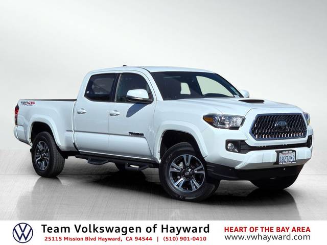 2018 Toyota Tacoma TRD Sport 4WD photo
