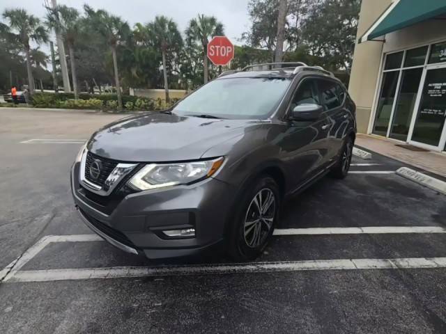 2018 Nissan Rogue SL FWD photo