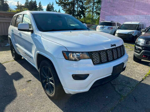 2018 Jeep Grand Cherokee Altitude 4WD photo