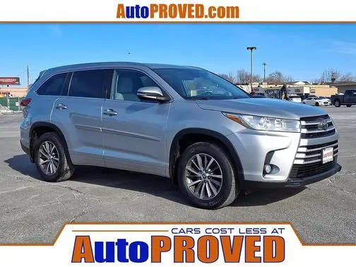2018 Toyota Highlander XLE AWD photo
