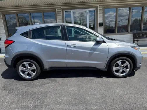 2018 Honda HR-V LX AWD photo