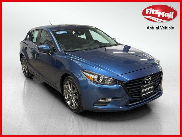 2018 Mazda 3 Touring FWD photo