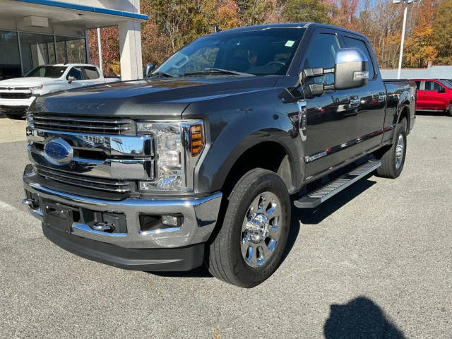 2019 Ford F-250 Super Duty LARIAT 4WD photo