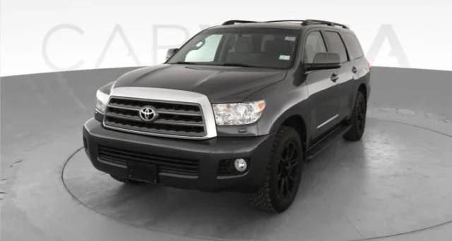 2017 Toyota Sequoia SR5 RWD photo