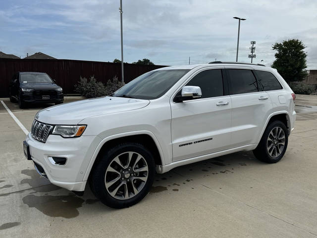 2018 Jeep Grand Cherokee Overland RWD photo