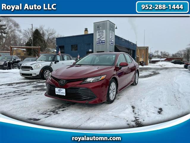 2018 Toyota Camry LE FWD photo