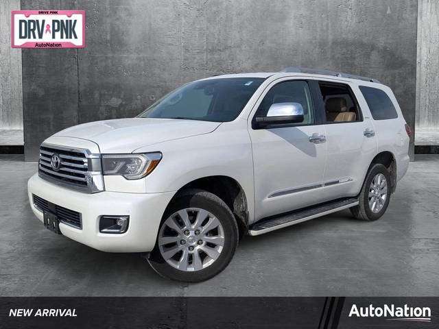 2018 Toyota Sequoia Platinum 4WD photo