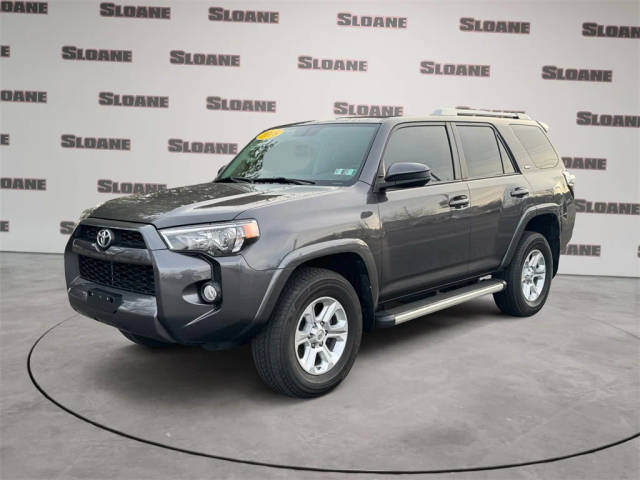 2018 Toyota 4Runner SR5 4WD photo