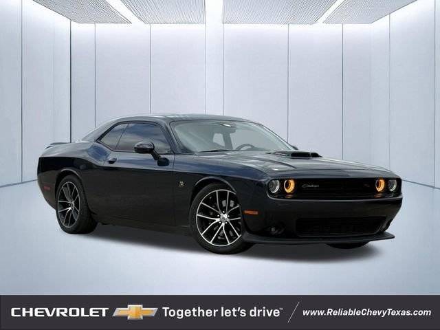 2018 Dodge Challenger 392 Hemi Scat Pack Shaker RWD photo