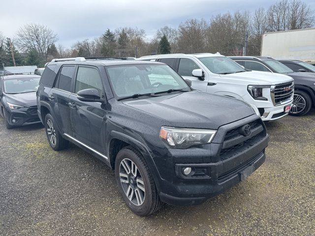 2018 Toyota 4Runner Limited 4WD photo