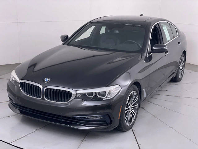 2018 BMW 5 Series 530i RWD photo