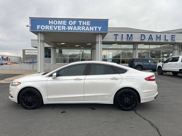 2016 Ford Fusion SE FWD photo