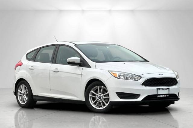 2016 Ford Focus SE FWD photo