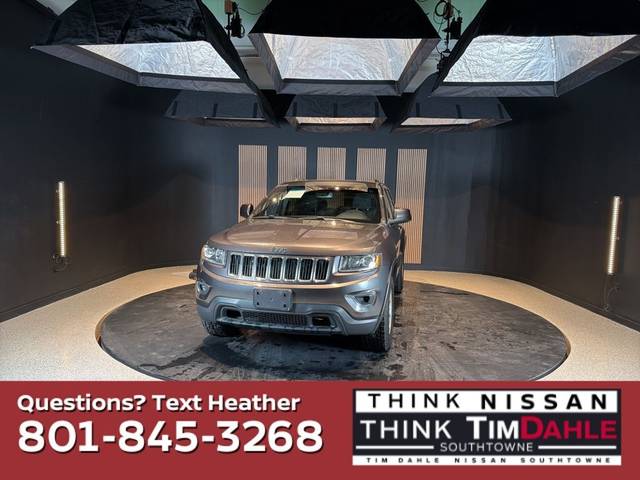 2015 Jeep Grand Cherokee Laredo 4WD photo