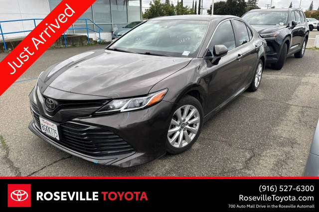 2018 Toyota Camry LE FWD photo