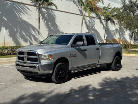 2018 Ram 3500 Tradesman 4WD photo