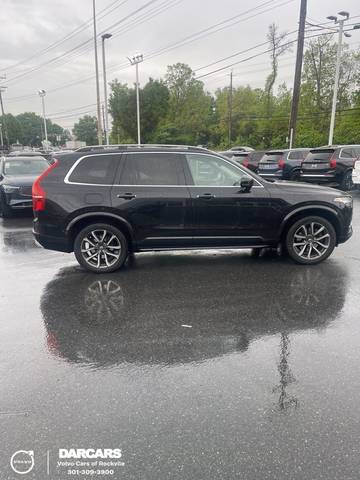 2019 Volvo XC90 Momentum AWD photo