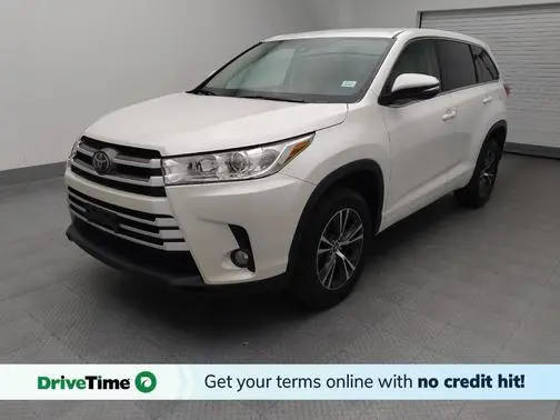 2018 Toyota Highlander LE Plus FWD photo