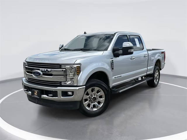 2019 Ford F-250 Super Duty LARIAT 4WD photo