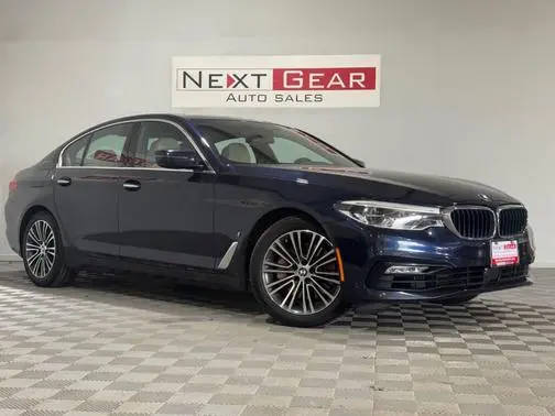 2018 BMW 5 Series 530e iPerformance RWD photo