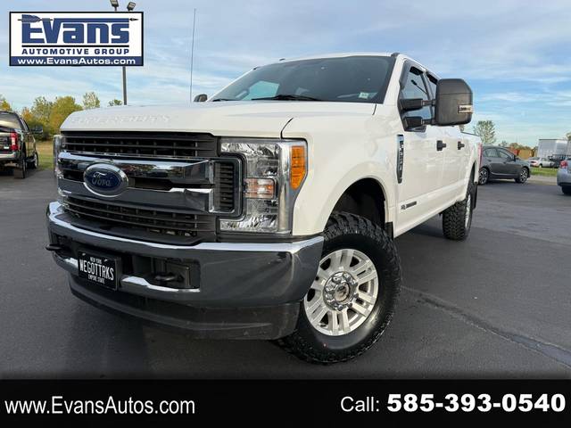 2017 Ford F-250 Super Duty XLT 4WD photo