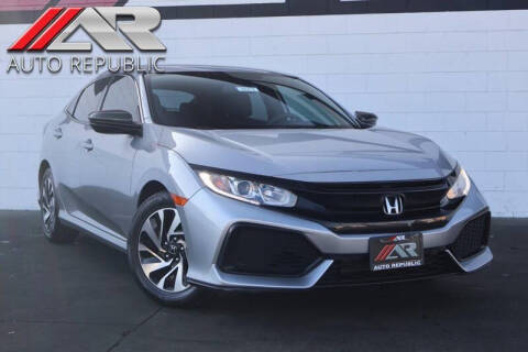 2018 Honda Civic LX FWD photo