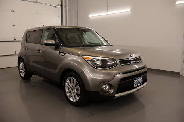 2019 Kia Soul + FWD photo