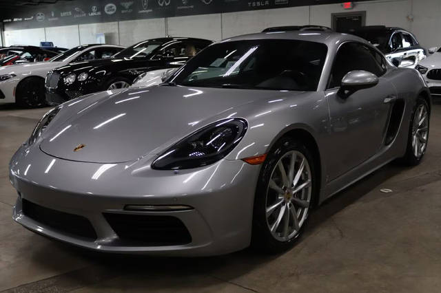 2018 Porsche Cayman RWD photo