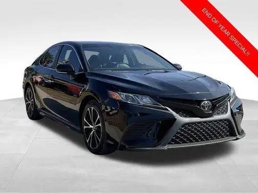 2018 Toyota Camry SE FWD photo