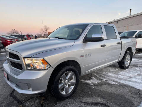 2018 Ram 1500 Express 4WD photo