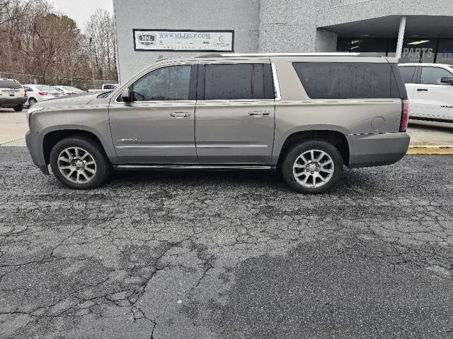 2019 GMC Yukon XL Denali RWD photo