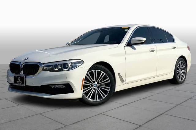 2018 BMW 5 Series 530i RWD photo