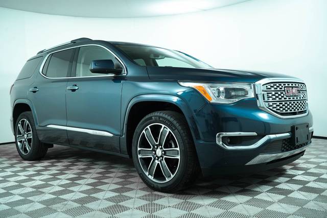 2019 GMC Acadia Denali AWD photo