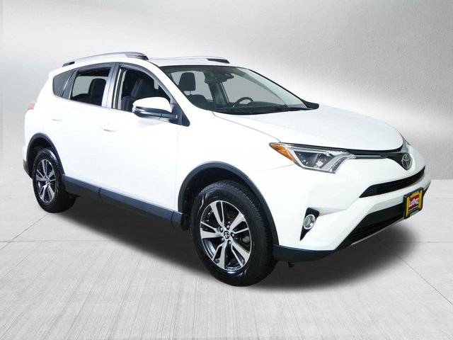 2018 Toyota RAV4 XLE AWD photo