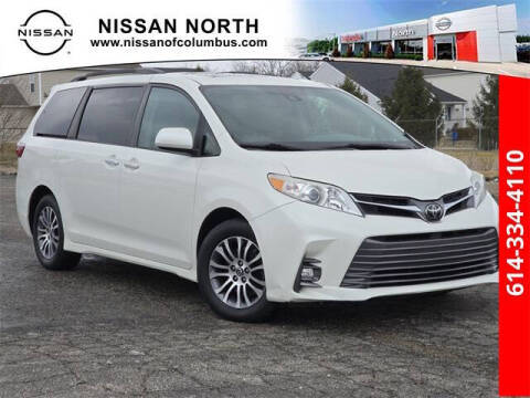 2018 Toyota Sienna XLE FWD photo