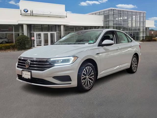 2019 Volkswagen Jetta SEL FWD photo