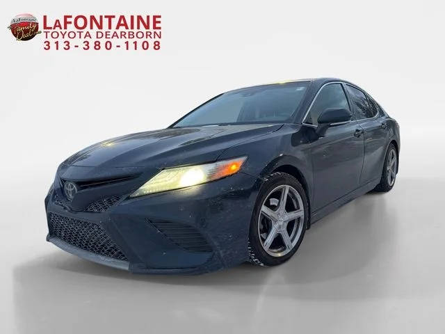 2018 Toyota Camry XSE FWD photo