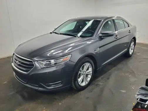 2016 Ford Taurus SEL AWD photo