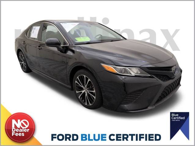 2018 Toyota Camry SE FWD photo