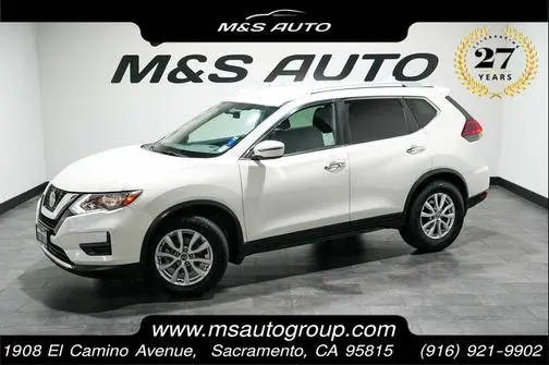 2018 Nissan Rogue SV FWD photo
