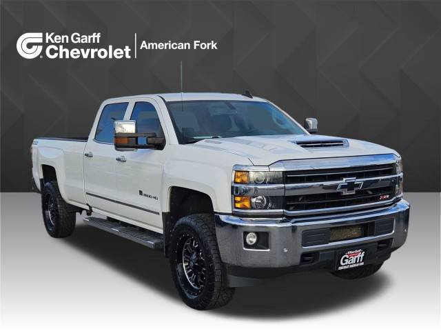 2019 Chevrolet Silverado 3500HD LTZ 4WD photo