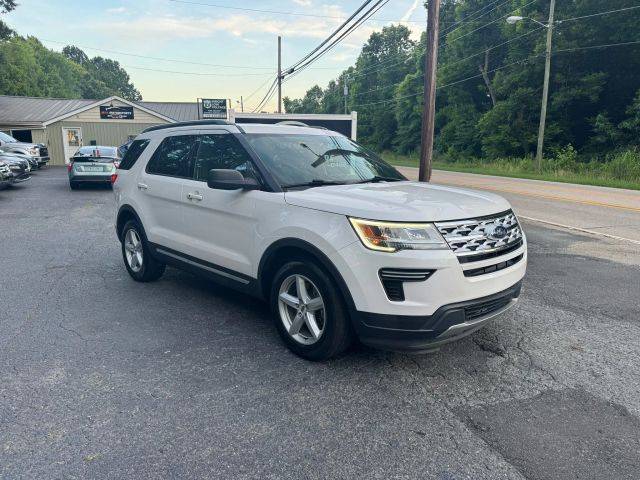 2018 Ford Explorer XLT FWD photo