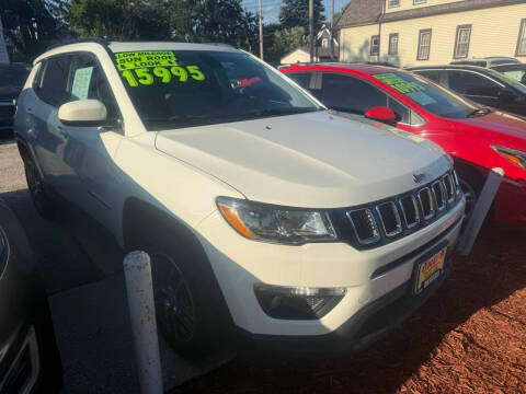 2018 Jeep Compass Latitude w/Sun/Wheel Pkg FWD photo