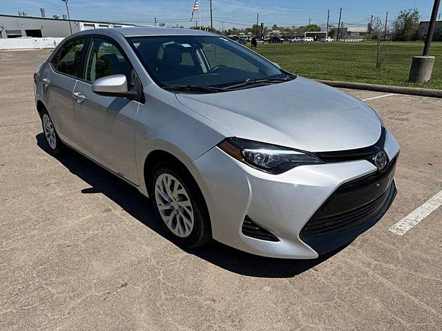 2019 Toyota Corolla LE FWD photo